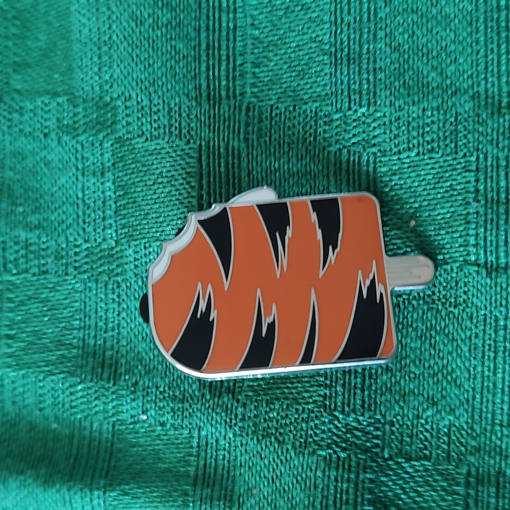 ⭐5/$15 Tigger Disney trading pin
